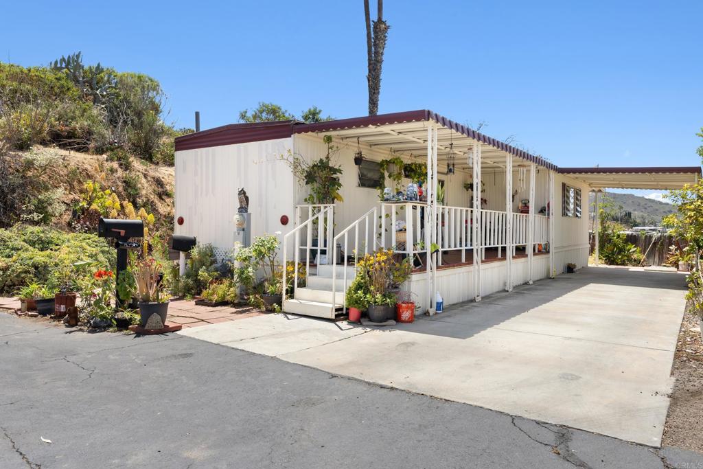 13490 Highway 8 Business 18, Lakeside, CA 92040 — photo 1