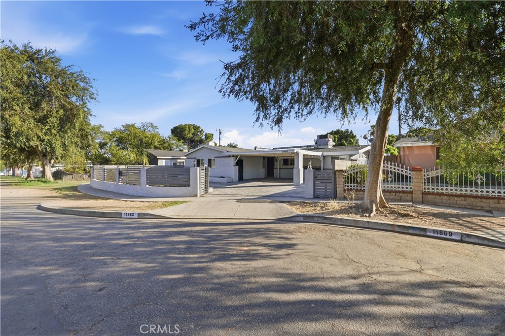 11863 Phillippi Avenue, Pacoima, CA 91331 — photo 1