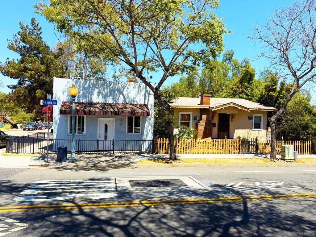 1747 1749 Fern, San Diego, CA 92102 — photo 1