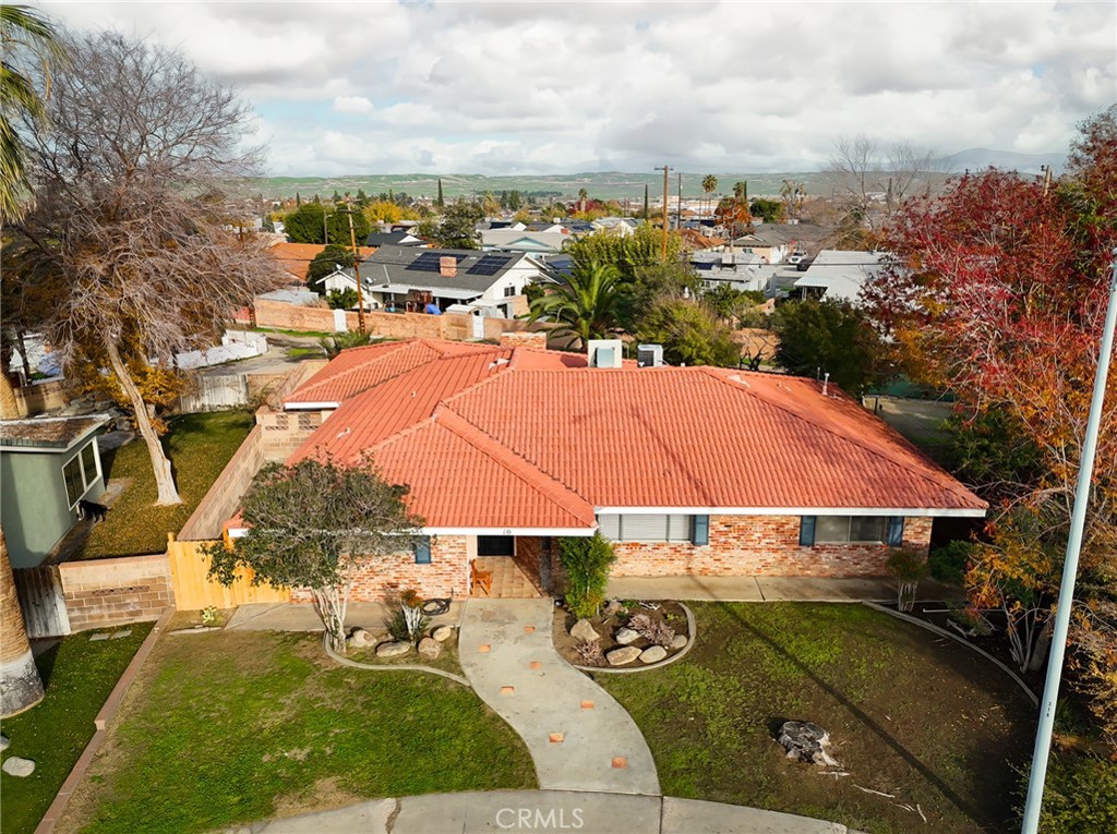 10 Grey Way, Taft, CA 93268 — photo 1