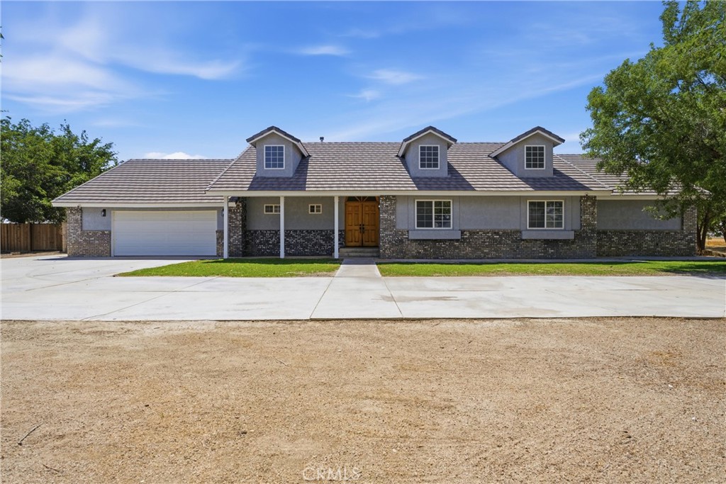 5653 Willow Avenue, Rosamond, CA 93560 — photo 1