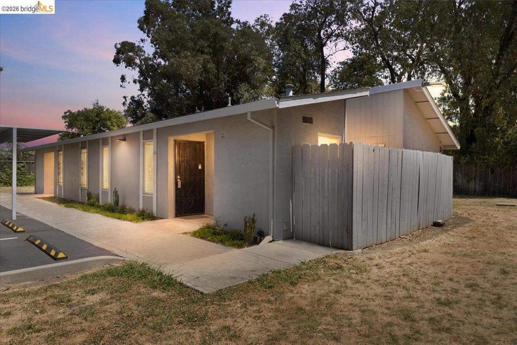 200 Del Luz Ct, Fairfield, CA 94533 — photo 1