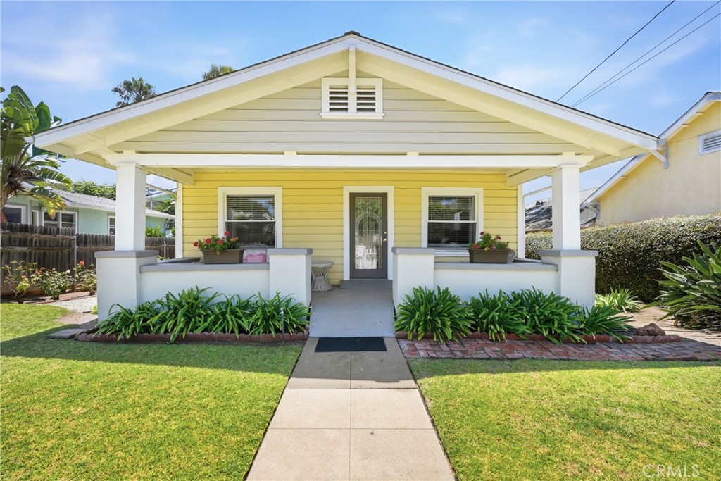 319 W Mission Street, Santa Barbara, CA 93101 — photo 1