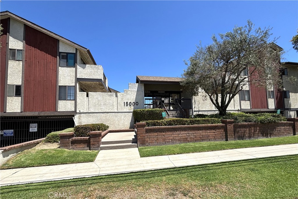 15000 Halldale Avenue 114, Gardena, CA 90247 — photo 1