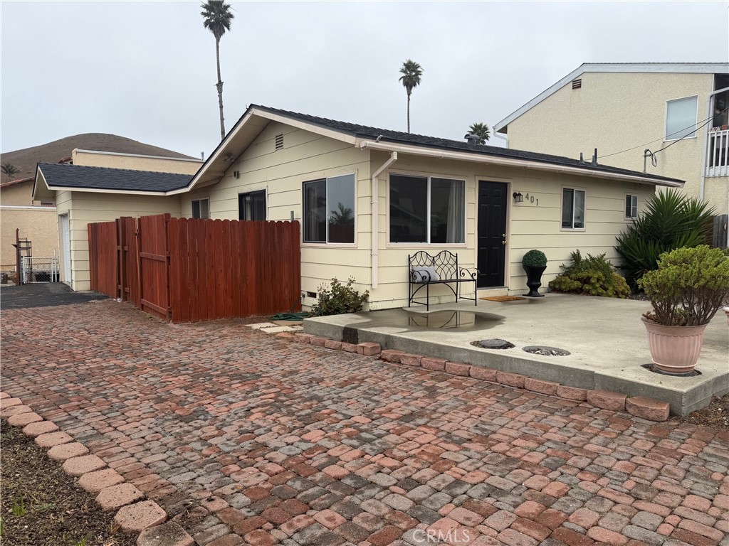 401 Tahiti, Morro Bay, CA 93442 — photo 1