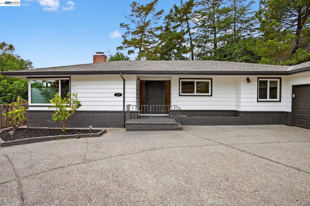350 Elysian Fields Dr, Oakland, CA 94605 — photo 1