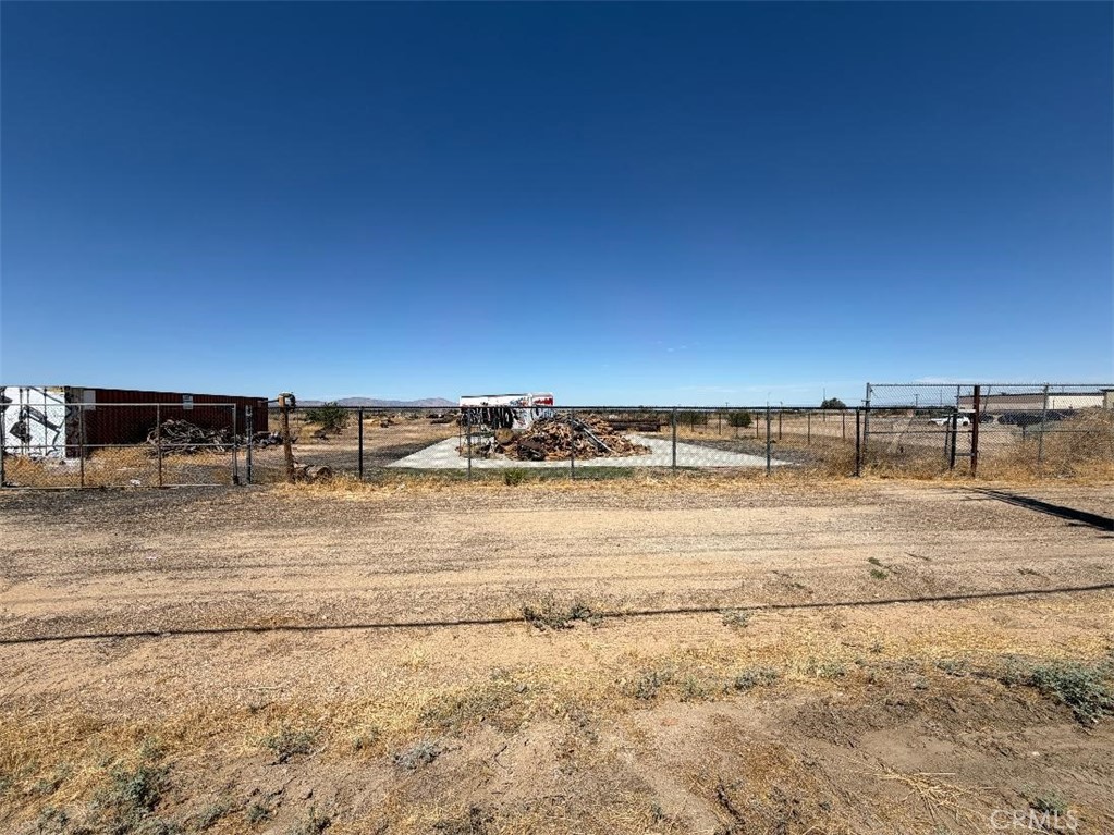 37000 90th Street E, Sun Village, CA 93543 — photo 1