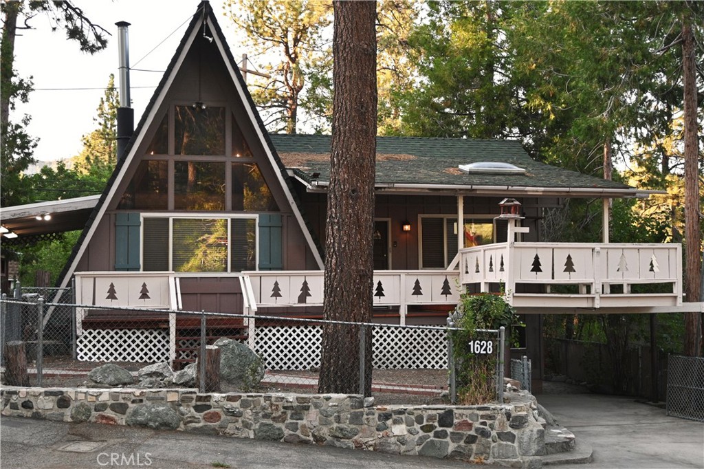1628 Thrush, Wrightwood, CA 92397 — photo 1