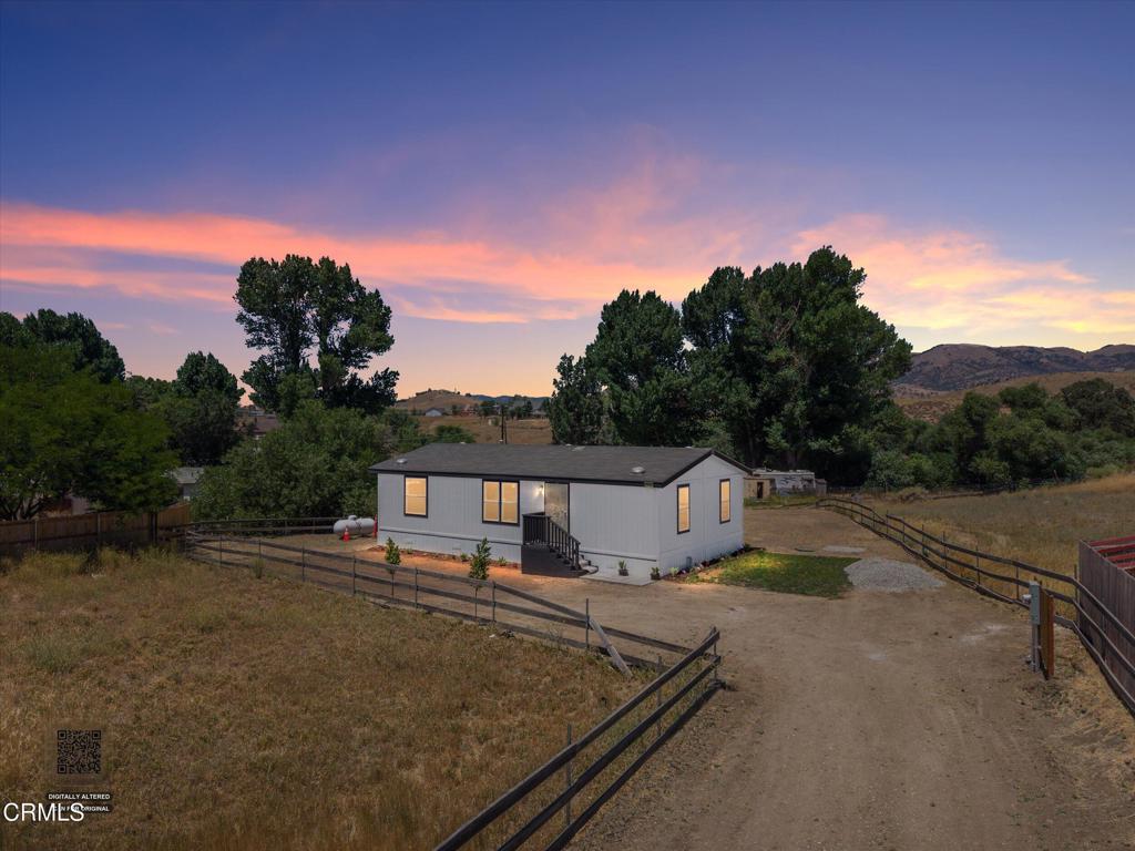 20405 Weston Avenue, Tehachapi, CA 93561 — photo 1
