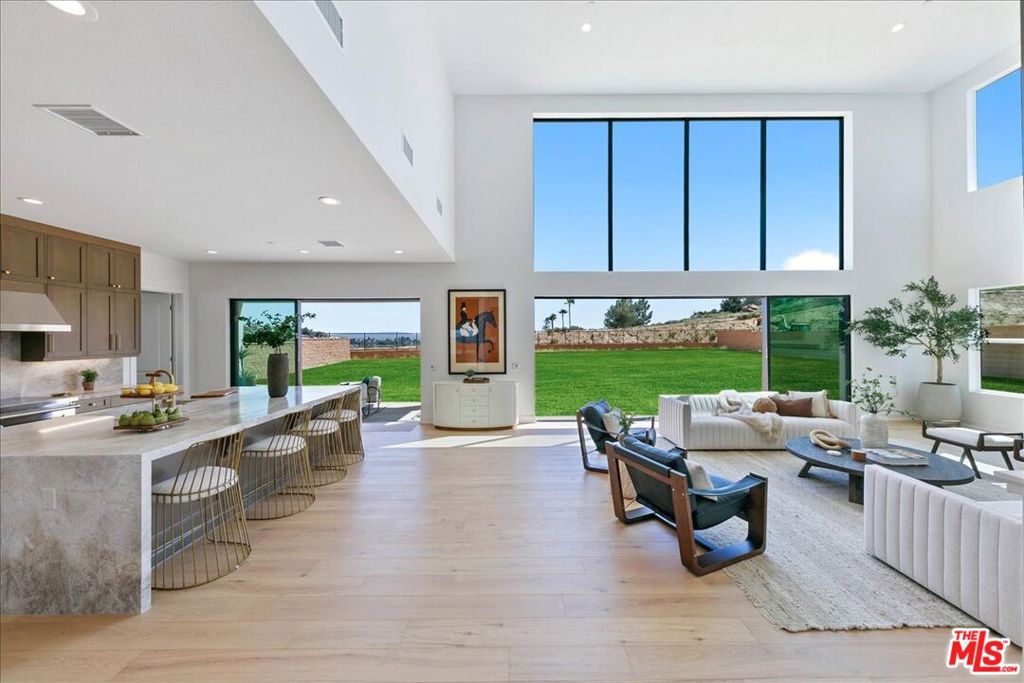 22810 Seaqua Circle, Chatsworth, CA 91311 — photo 1