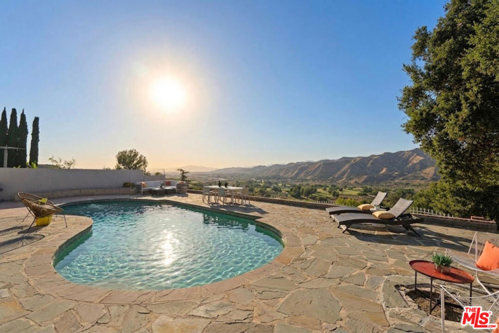 8977 Riderwood Drive, Sunland, CA 91040 — photo 1