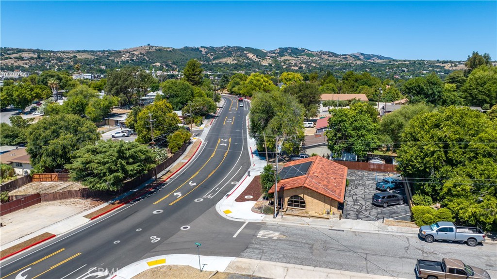 607 Creston, Paso Robles, CA 93446 — photo 1
