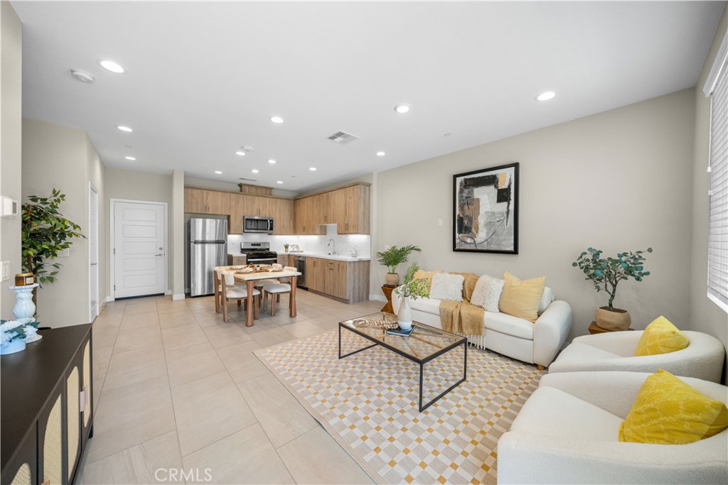 4016 E Peony Paseo unit #4, Ontario, CA 91761 — photo 1