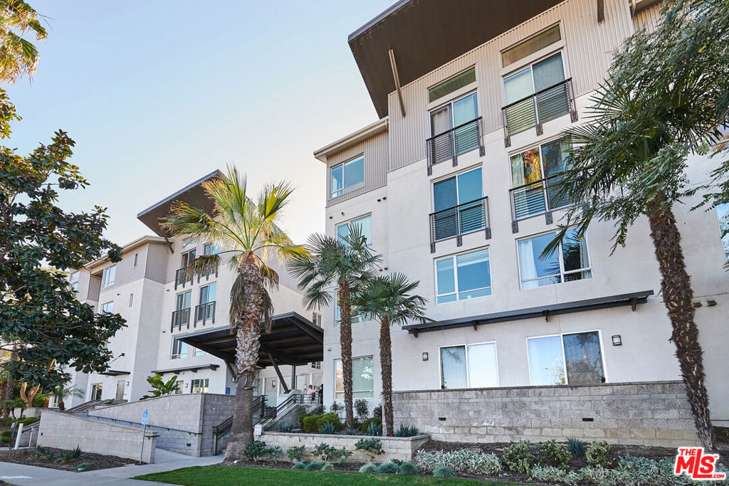 6400 Crescent Parkway 402, Playa Vista, CA 90094 — photo 1