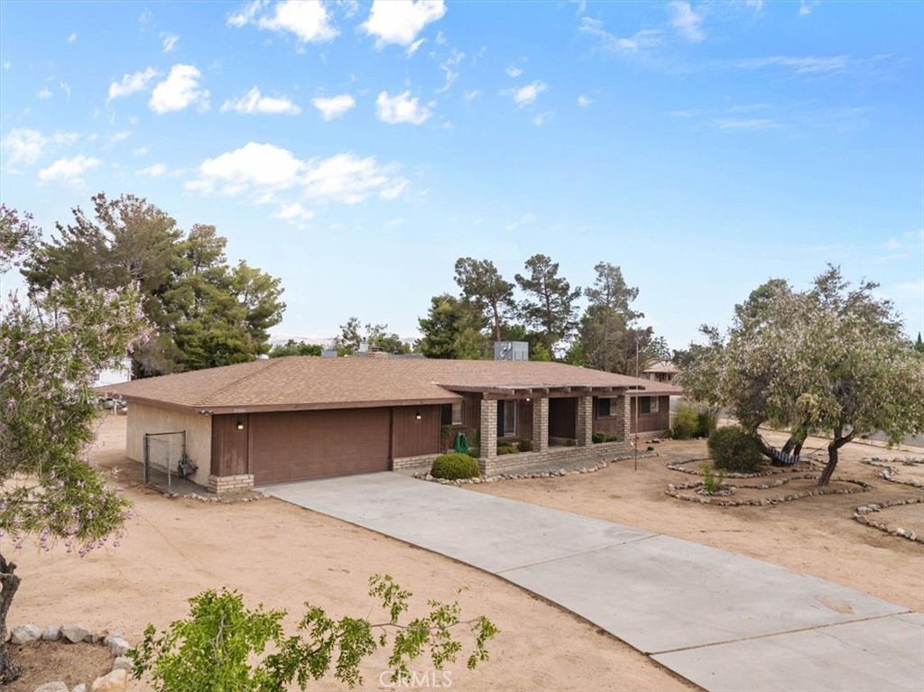 19801 Talihina, Apple Valley, CA 92307 — photo 1