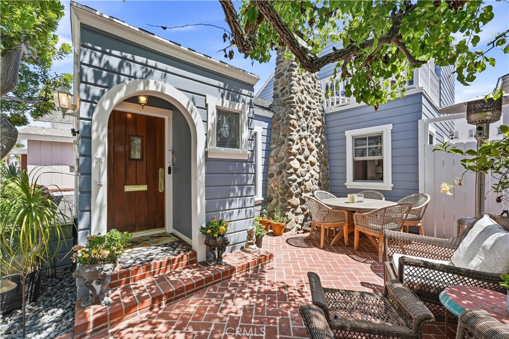 1617 E Balboa Boulevard, Newport Beach, CA 92661 — photo 1
