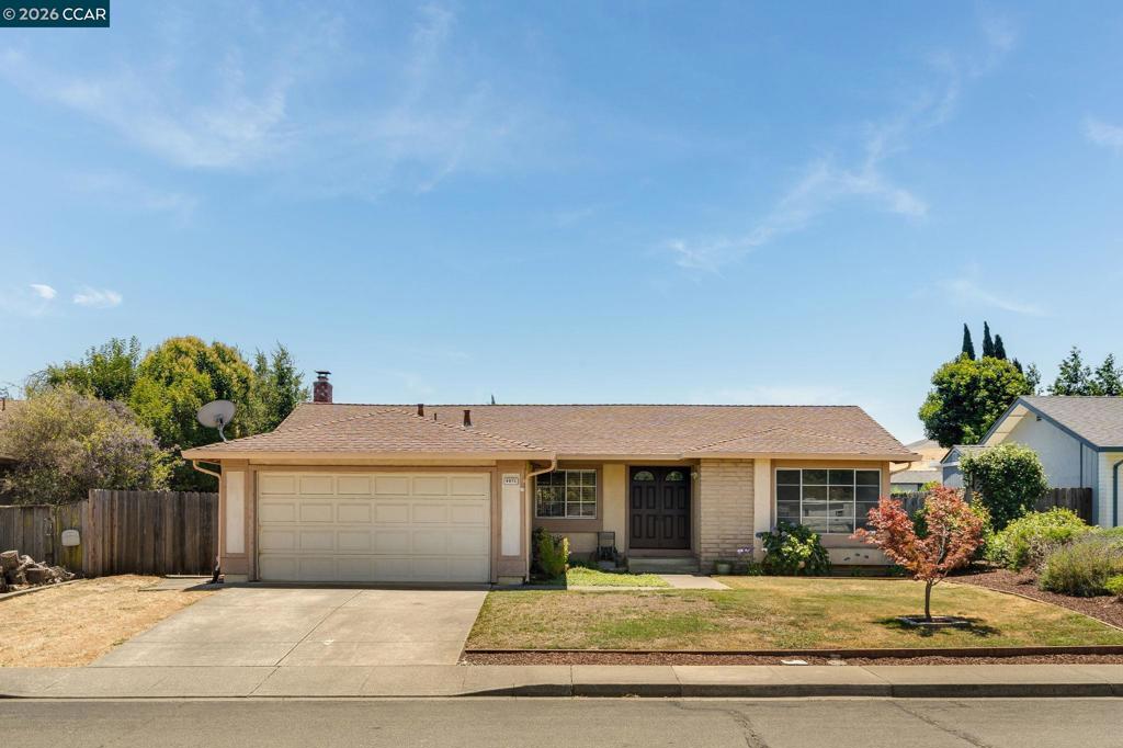 4975 Silverado Dr, Fairfield, CA 94534 — photo 1