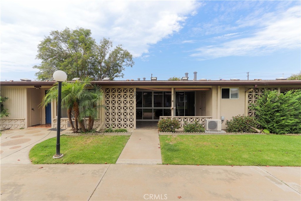13340 El Dorado Dr M8190j, Seal Beach, CA 90740 — photo 1