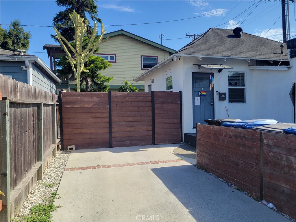 2828 E 10th, Long Beach, CA 90804 — photo 1