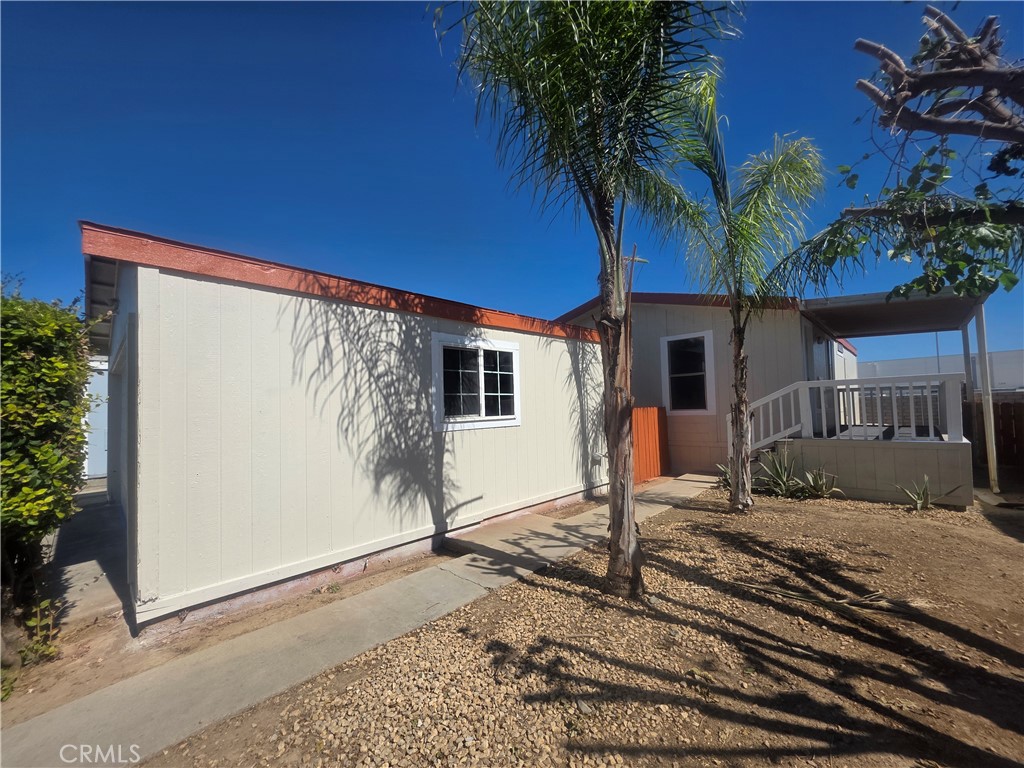 80 E Dawes 3, Perris, CA 92571 — photo 1