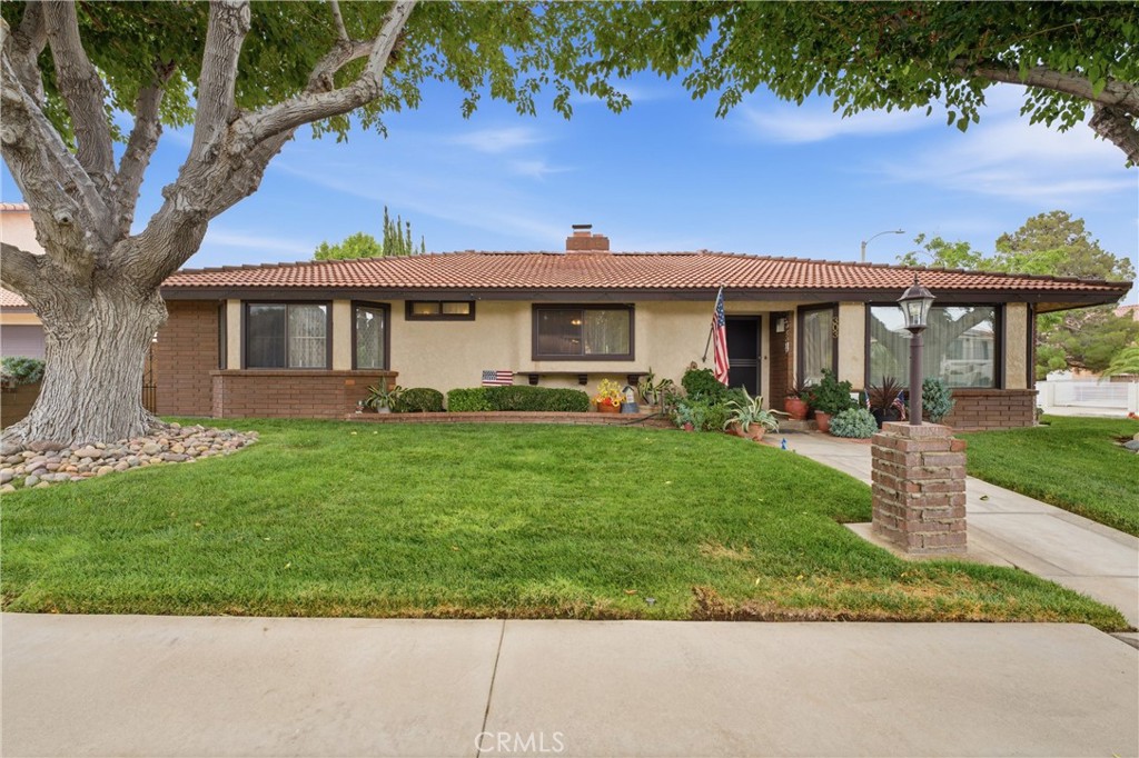 303 Susan Court, Palmdale, CA 93551 — photo 1