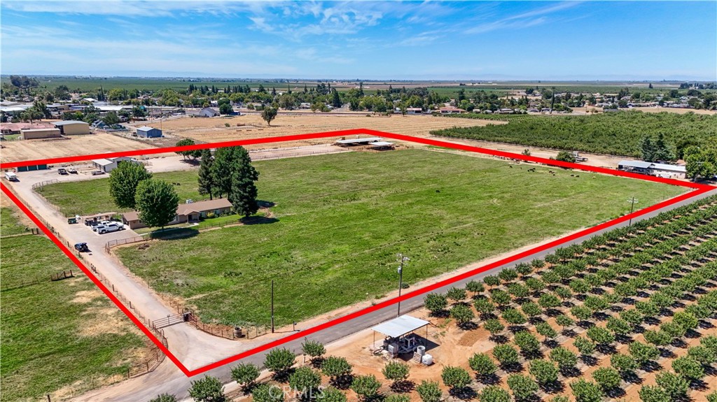 13343 Hainline, Le Grand, CA 95333 — photo 1