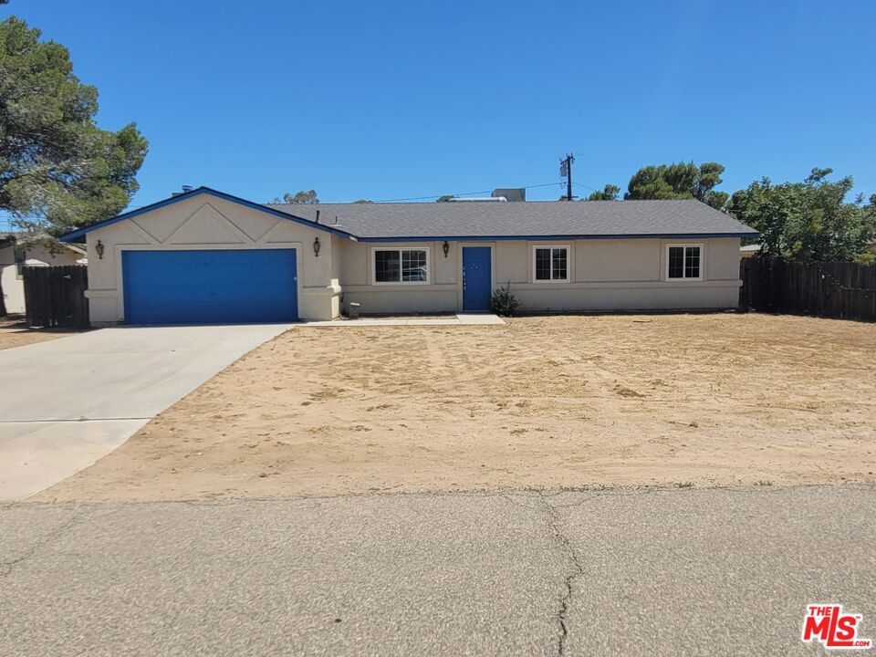 9012 Columbine Avenue, California City, CA 93505 — photo 1
