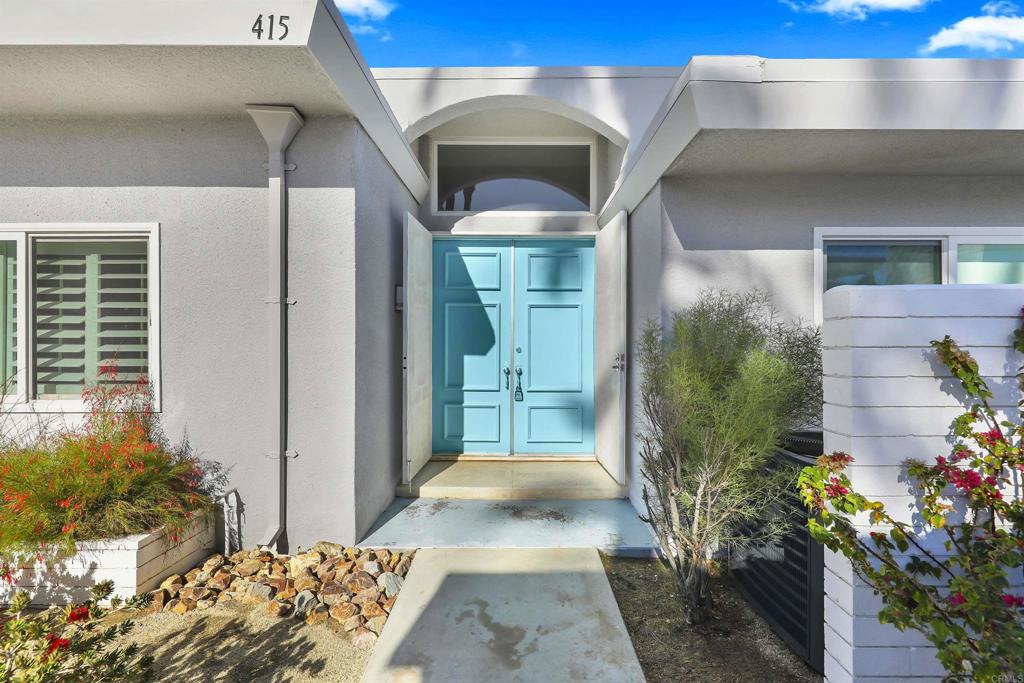 415 E Avenida Granada, Palm Springs, CA 92264 — photo 1