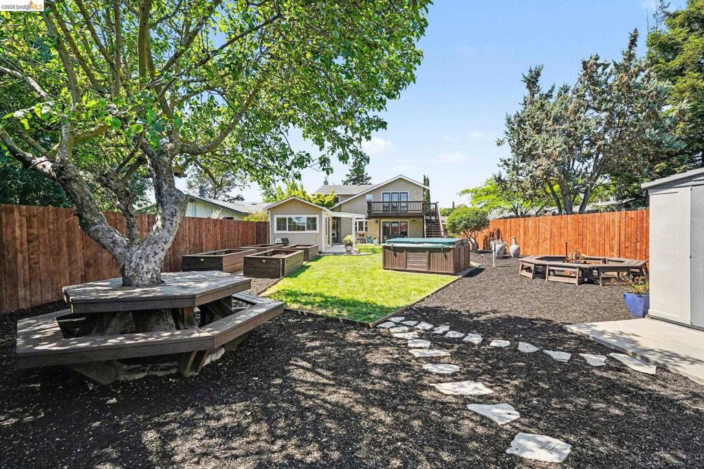 2092 Casa Grande St, Benicia, CA 94510 — photo 1