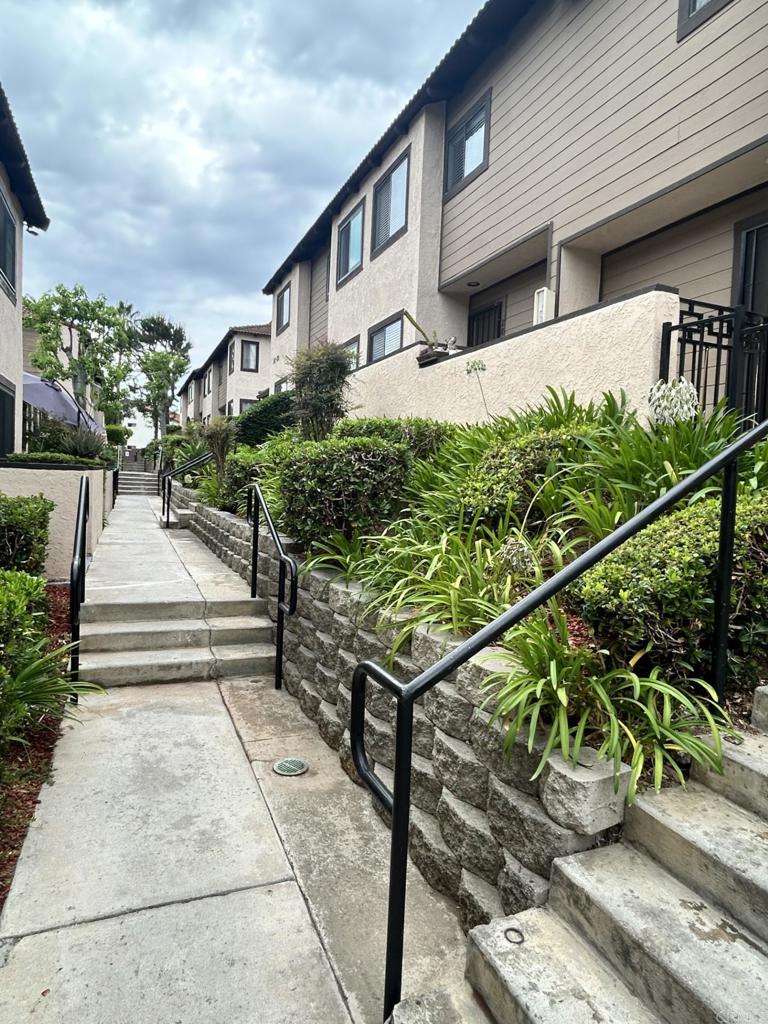 955 Postal Way 27, Vista, CA 92083 — photo 1