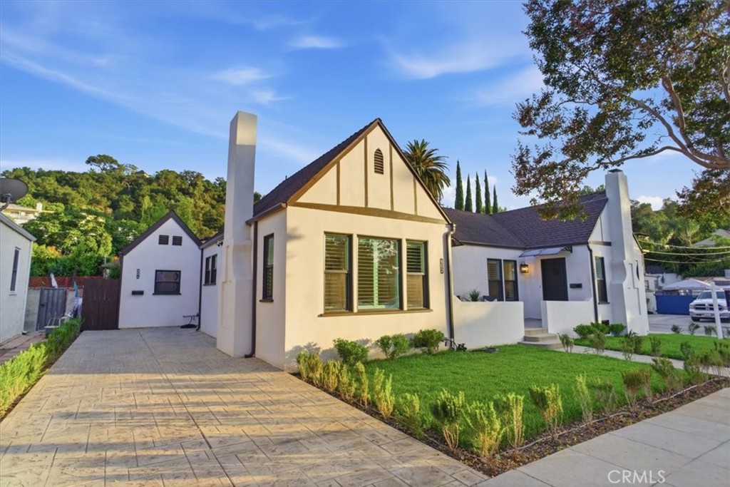 900 Brier Lane, Glendale, CA 91205 — photo 1
