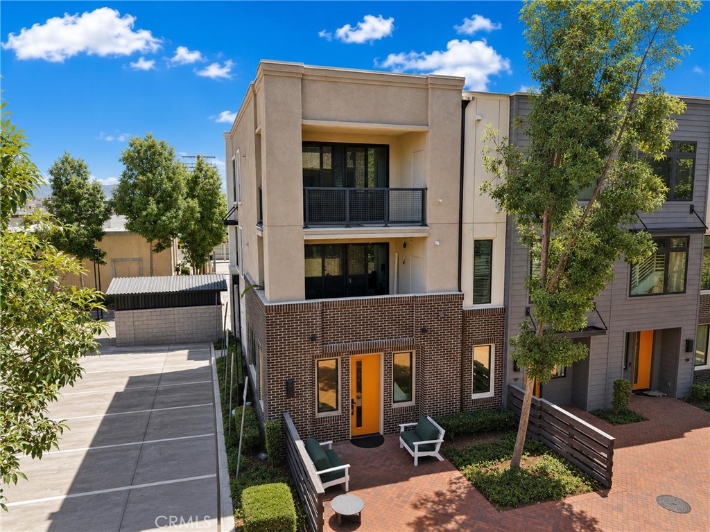 105 Galaxie, Covina, CA 91723 — photo 1