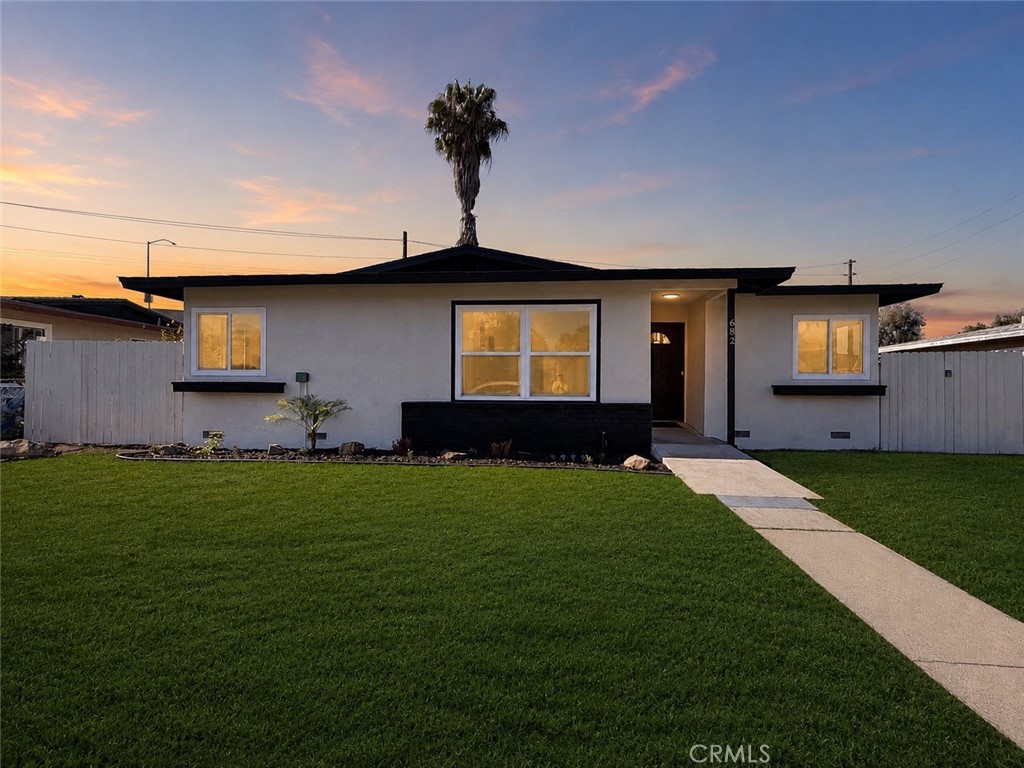 682 E La Verne Avenue, Pomona, CA 91767 — photo 1