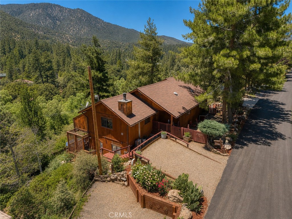 2431 Antelope Way, Pine Mountain Club, CA 93222 — photo 1
