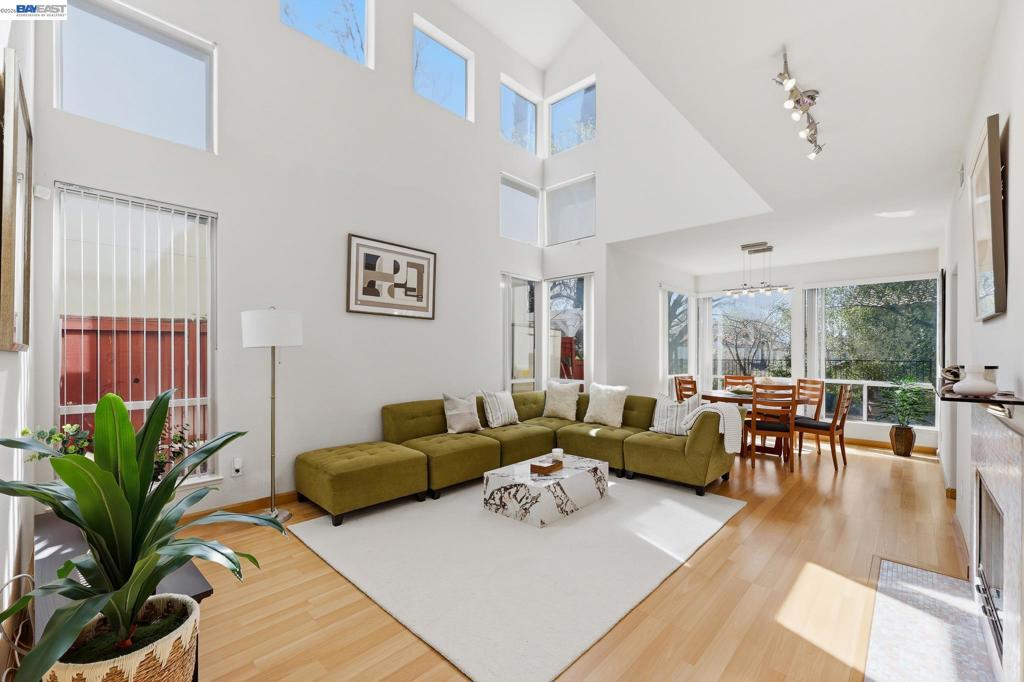 906 Vista Pointe Dr, San Ramon, CA 94582 — photo 1