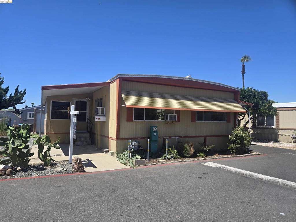 3301 Buchanan, Antioch, CA 94509 — photo 1