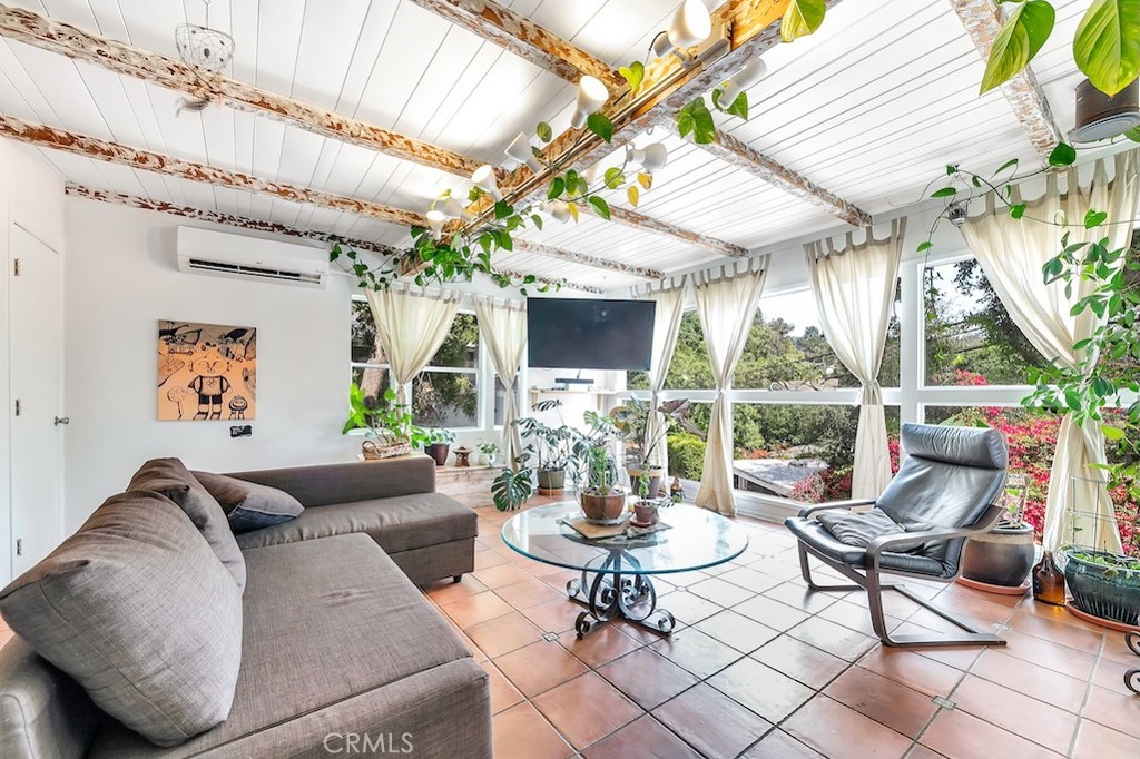 8869 Lookout Mountain Ave, Los Angeles, CA 90046 — photo 1