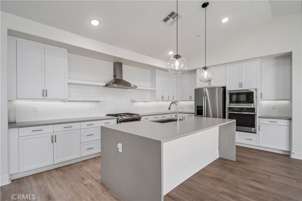 213 Cassano, Tehachapi, CA 93561 — photo 1