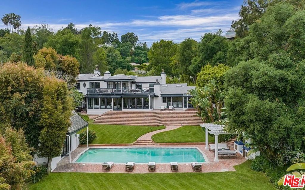 10981 Bellagio Road, Los Angeles, CA 90077 — photo 1