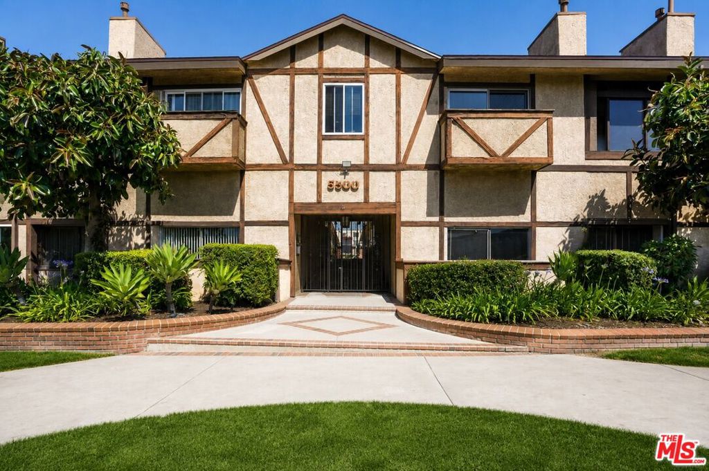 5500 Lindley Avenue 217, Encino, CA 91316 — photo 1