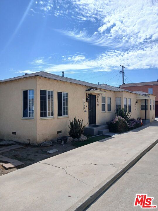 1733 S La Brea Avenue, Los Angeles, CA 90019 — photo 1