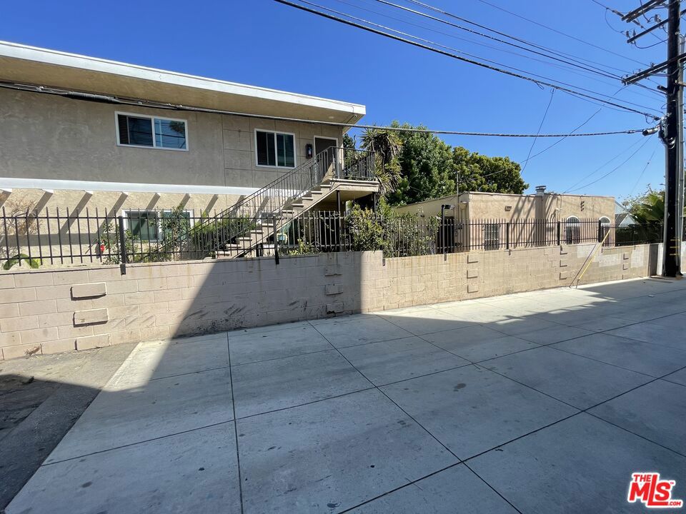 1419 Stanford Street, Santa Monica, CA 90404 — photo 1