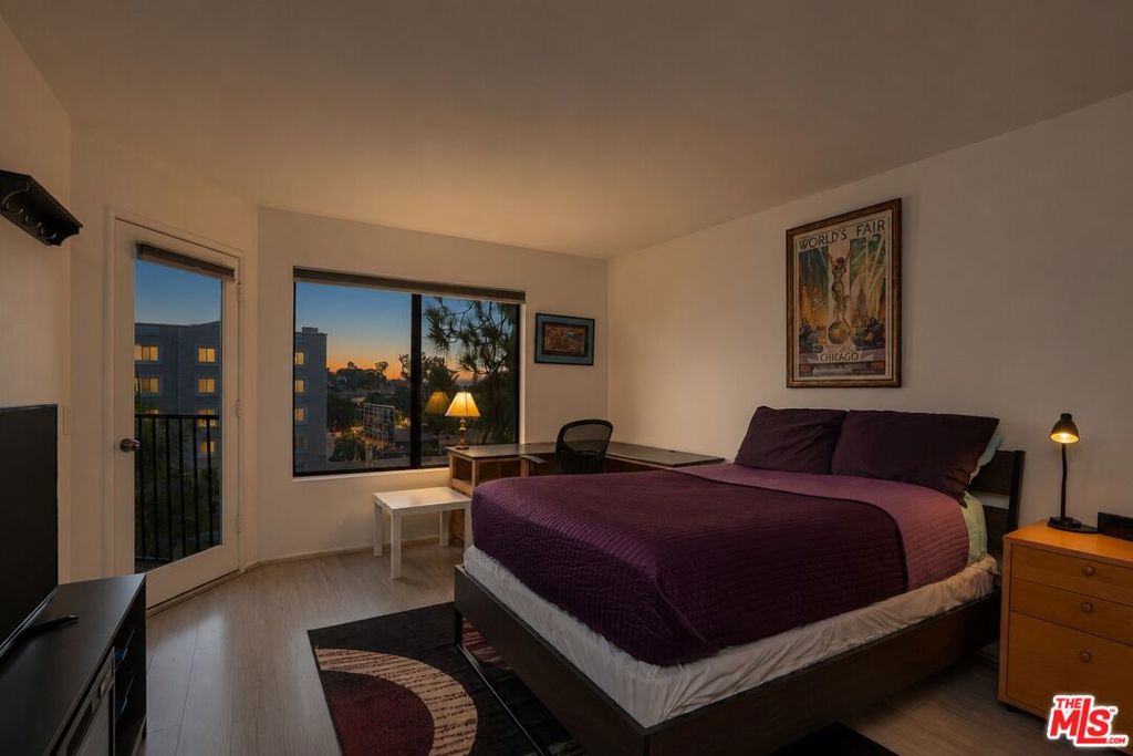 1942 Grace Avenue 217, Los Angeles, CA 90068 — photo 1