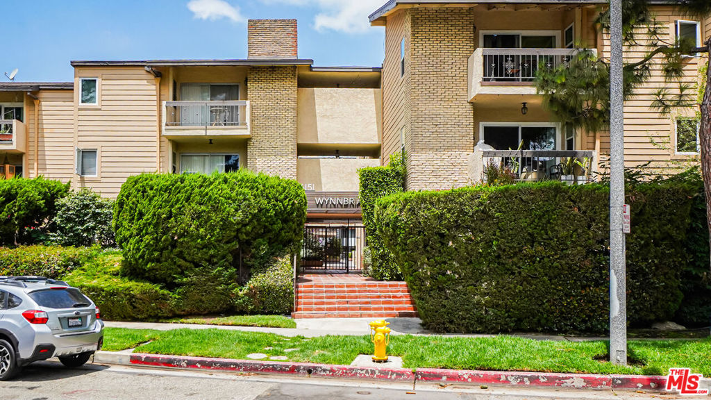6151 Canterbury Drive 103, Culver City, CA 90230 — photo 1