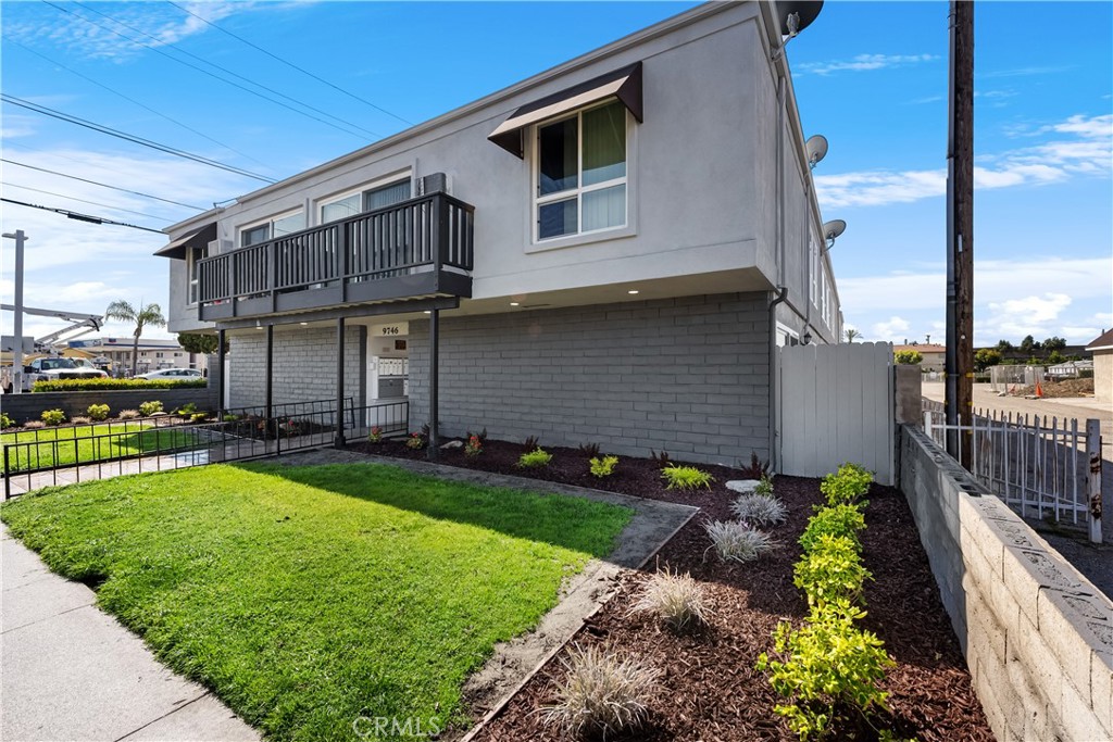 9746 Park, Bellflower, CA 90706 — photo 1