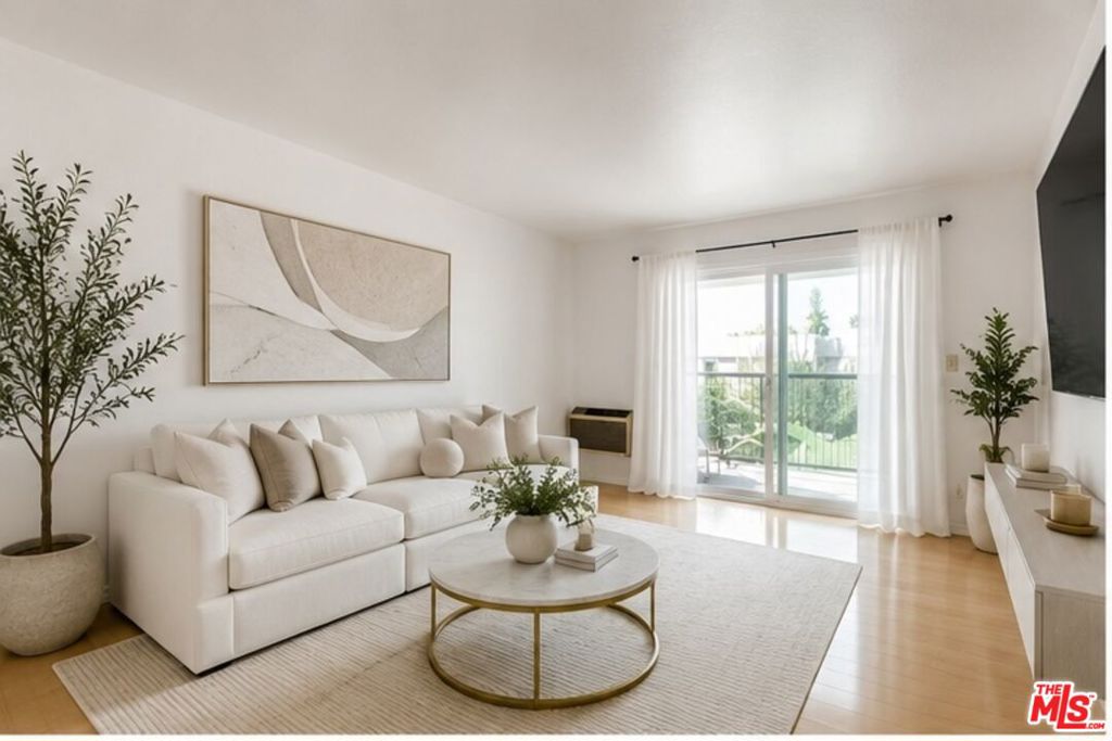 9005 Cynthia Street 413, West Hollywood, CA 90069 — photo 1
