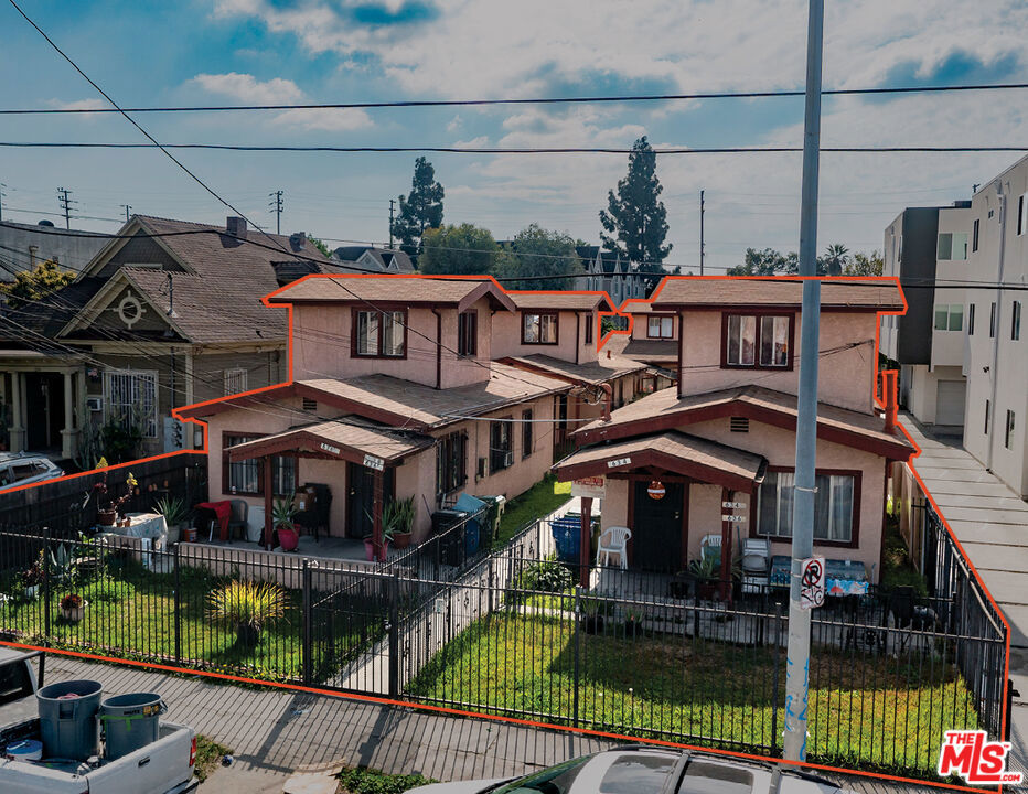 634 E Adams Boulevard, Los Angeles, CA 90011 — photo 1