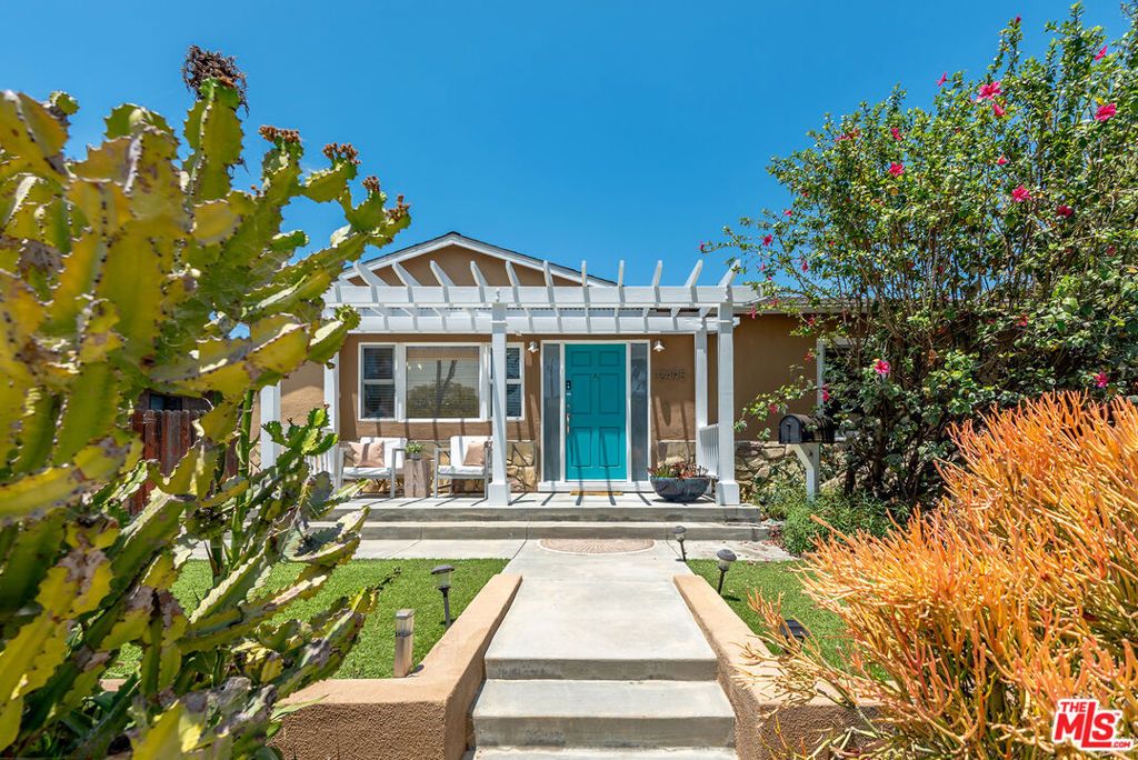 12495 Culver Boulevard, Los Angeles, CA 90066 — photo 1