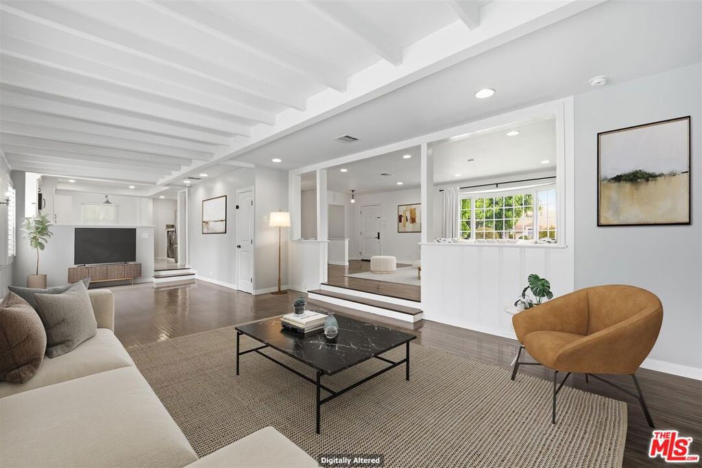 4954 Mammoth Avenue, Sherman Oaks, CA 91423 — photo 1