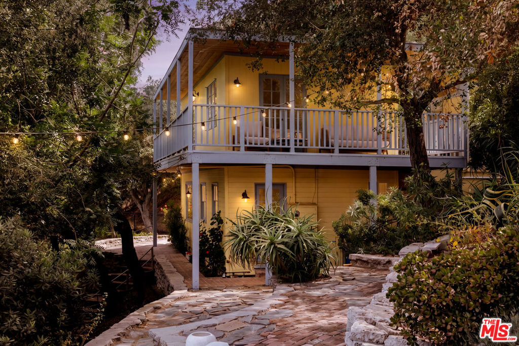 2041 N Alta Vista Avenue, Los Angeles, CA 90046 — photo 1